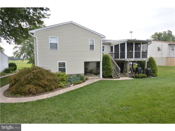 313 Governor Drive Reading, PA 19607 - Photo 4 of 19 Gallery Image 4