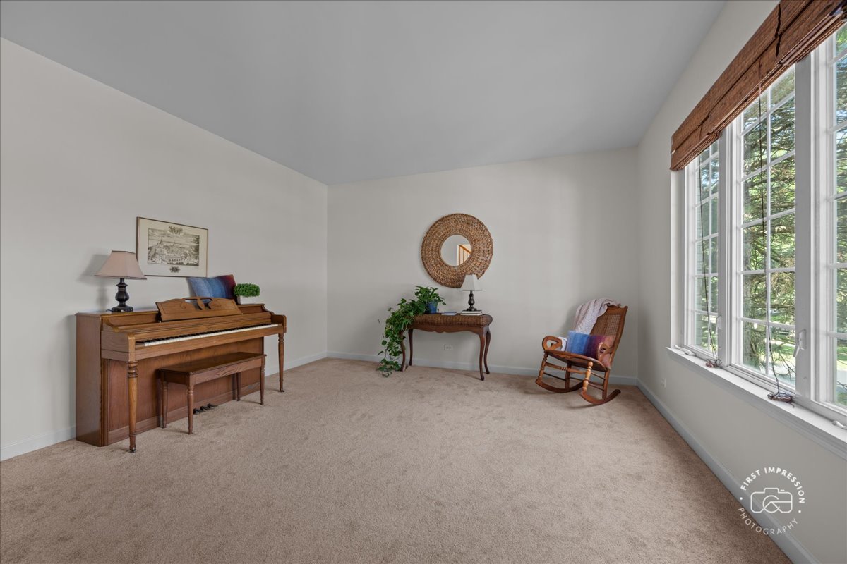 470 Prairie View Drive Geneva, IL 60134 - Photo 5 of 31