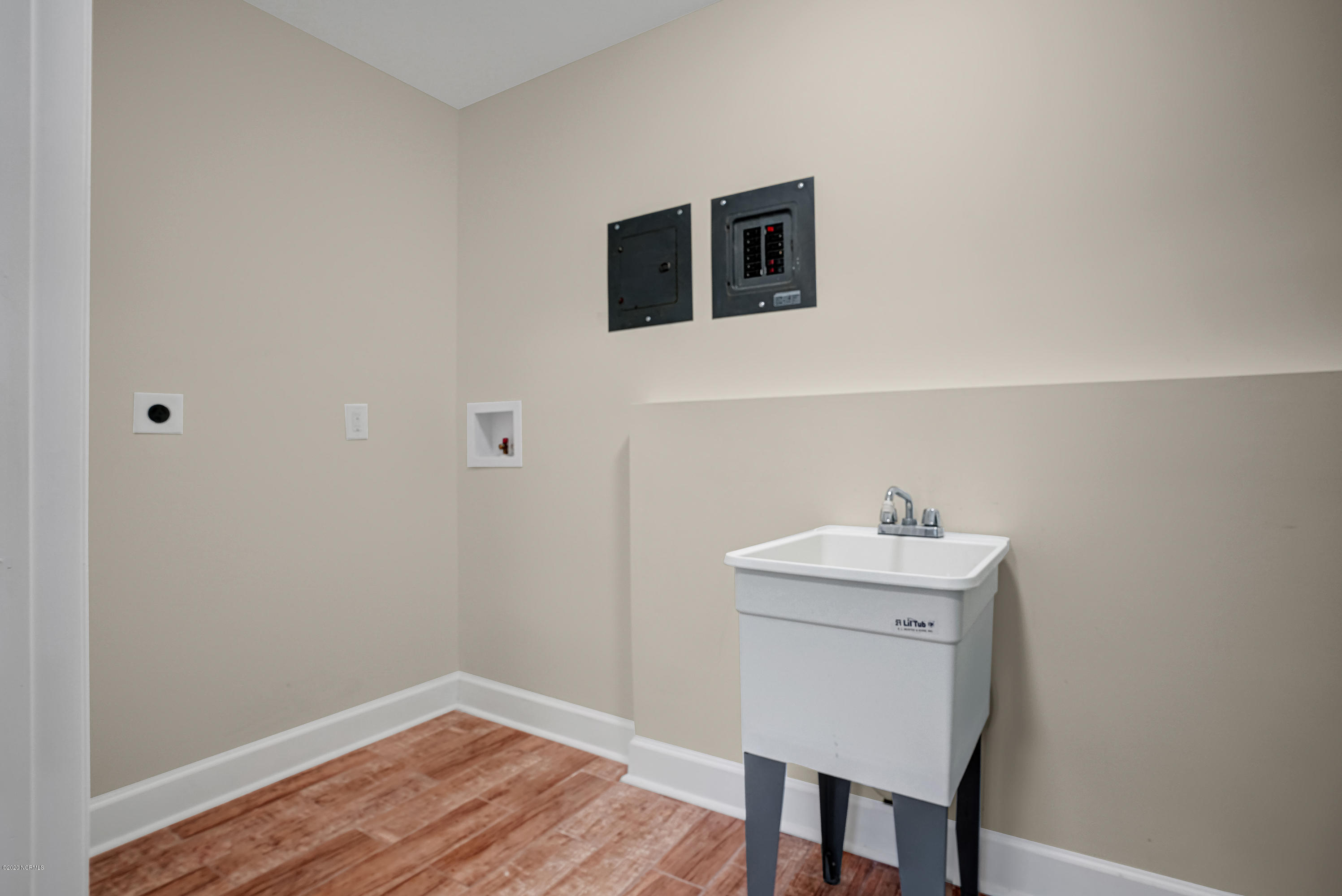 631 Spring Branch Road Wilmington, NC 28405 - Photo 33 of 36 631SpringBranchRoad-32
