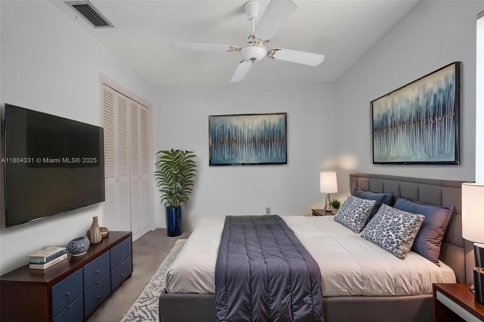 306 Cambridge Road, Unit 236 Hollywood, FL 33024 - Photo 14 of 40 Gallery Image 14