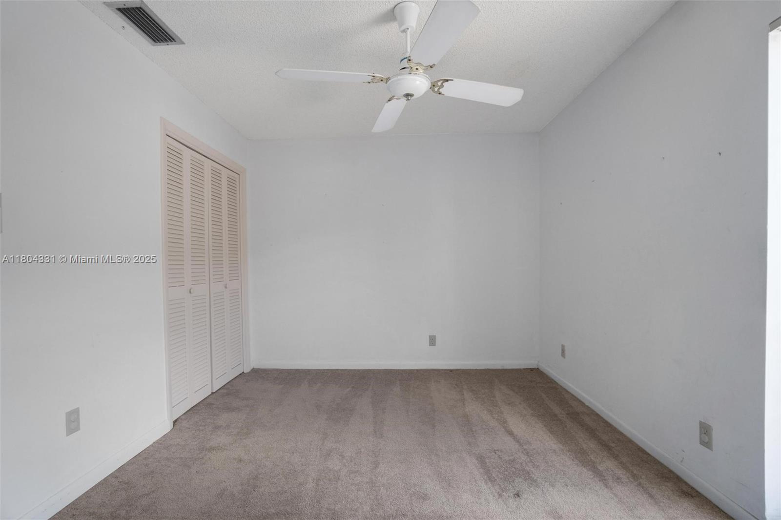 306 Cambridge Road, Unit 236 Hollywood, FL 33024 - Photo 15 of 40 Gallery Image 15