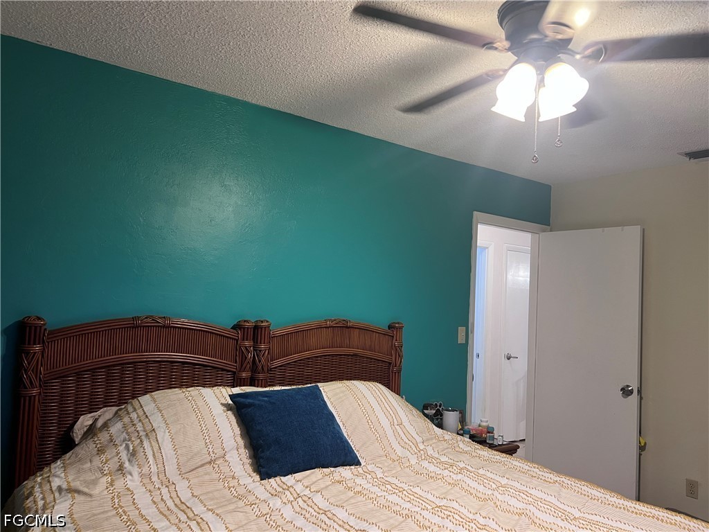 17 Illinois Road Lehigh Acres, FL 33936 - Photo 9 of 31
