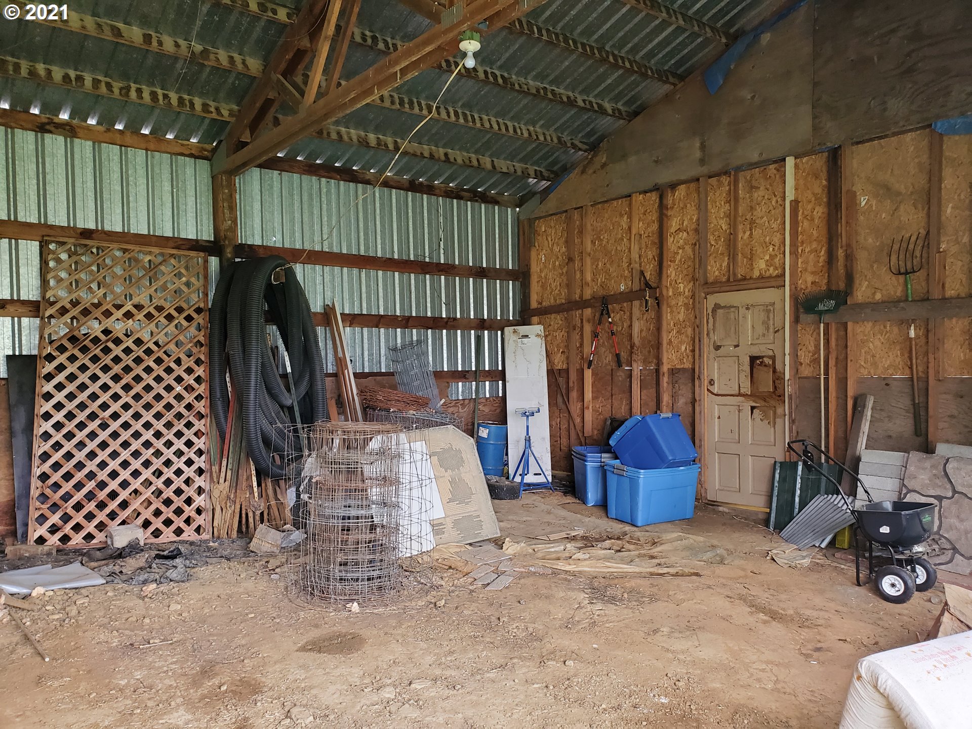 732 Valley View Road Sutherlin, OR 97479 - Photo 11 of 16
