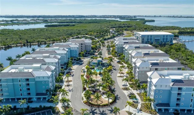 $10,500 | 395 Aruba Circle, Unit 203, Bradenton, FL 34209