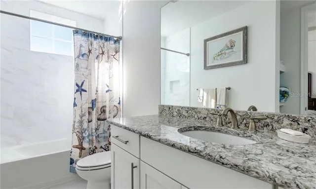 $10,500 | 395 Aruba Circle, Unit 203, Bradenton, FL 34209