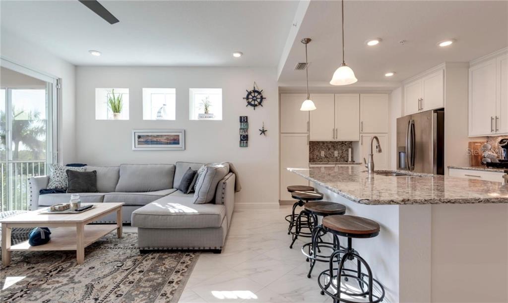 395 Aruba Circle, Unit 203 Bradenton, FL 34209 - Photo 5 of 34