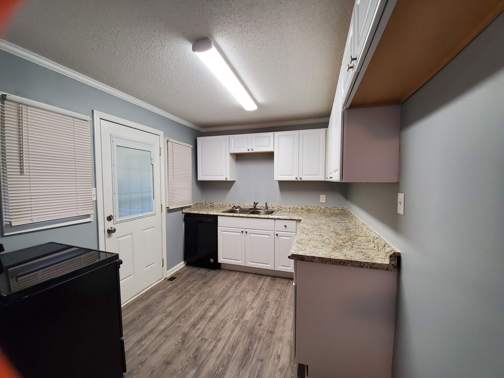 139 Pipeline Road Aiken, SC 29801 - Photo 5 of 17