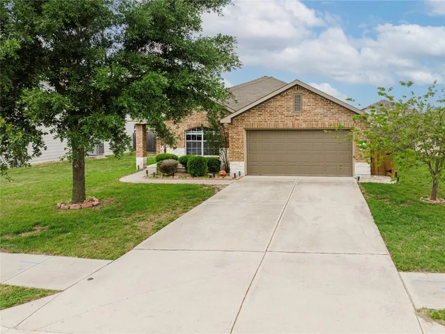 $320,000 | 225 Foxglove Drive, Hutto, TX 78634