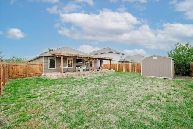 $320,000 | 225 Foxglove Drive, Hutto, TX 78634