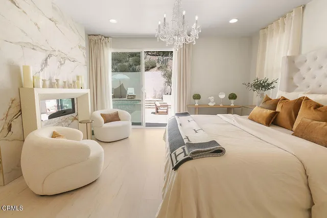 a view of an outdoor space