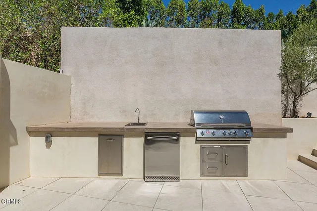 $2,199,000 | 2417 East Hillcrest Drive, Thousand Oaks, CA 91362