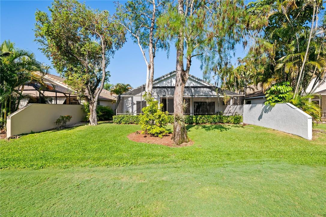 21362 Bridgeview Drive Boca Raton, FL 33428 - Photo 16 of 31 Back View