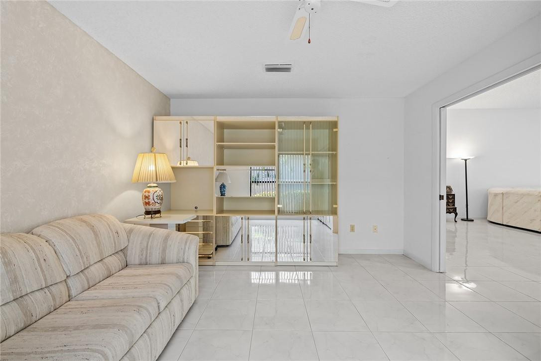 21362 Bridgeview Drive Boca Raton, FL 33428 - Photo 9 of 31 3 bedroom-Den