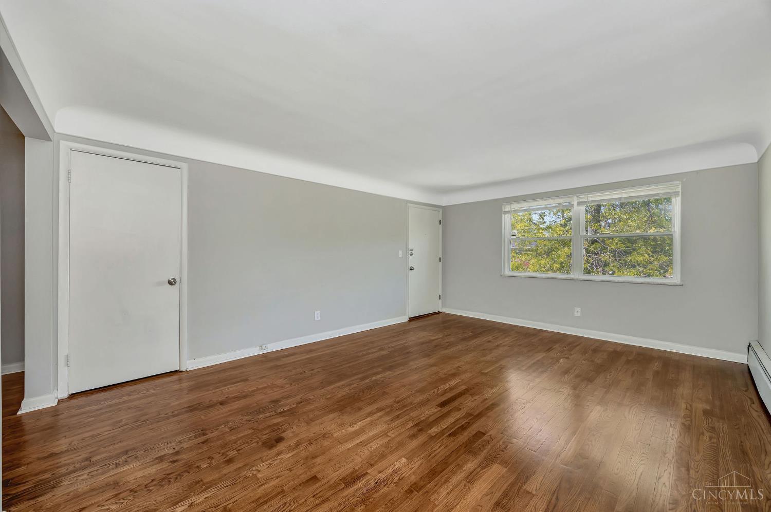 5846 Robison Road Cincinnati, OH 45213 - Photo 5 of 30 Gallery Image 5