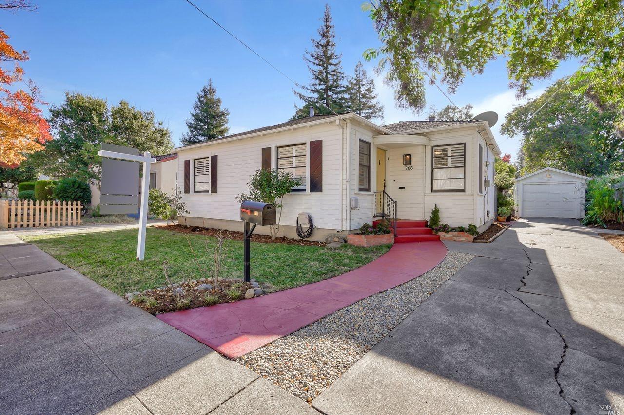 308 Lincoln Street Santa Rosa, CA 95401 - Photo 1 of 1 Gallery Image 1