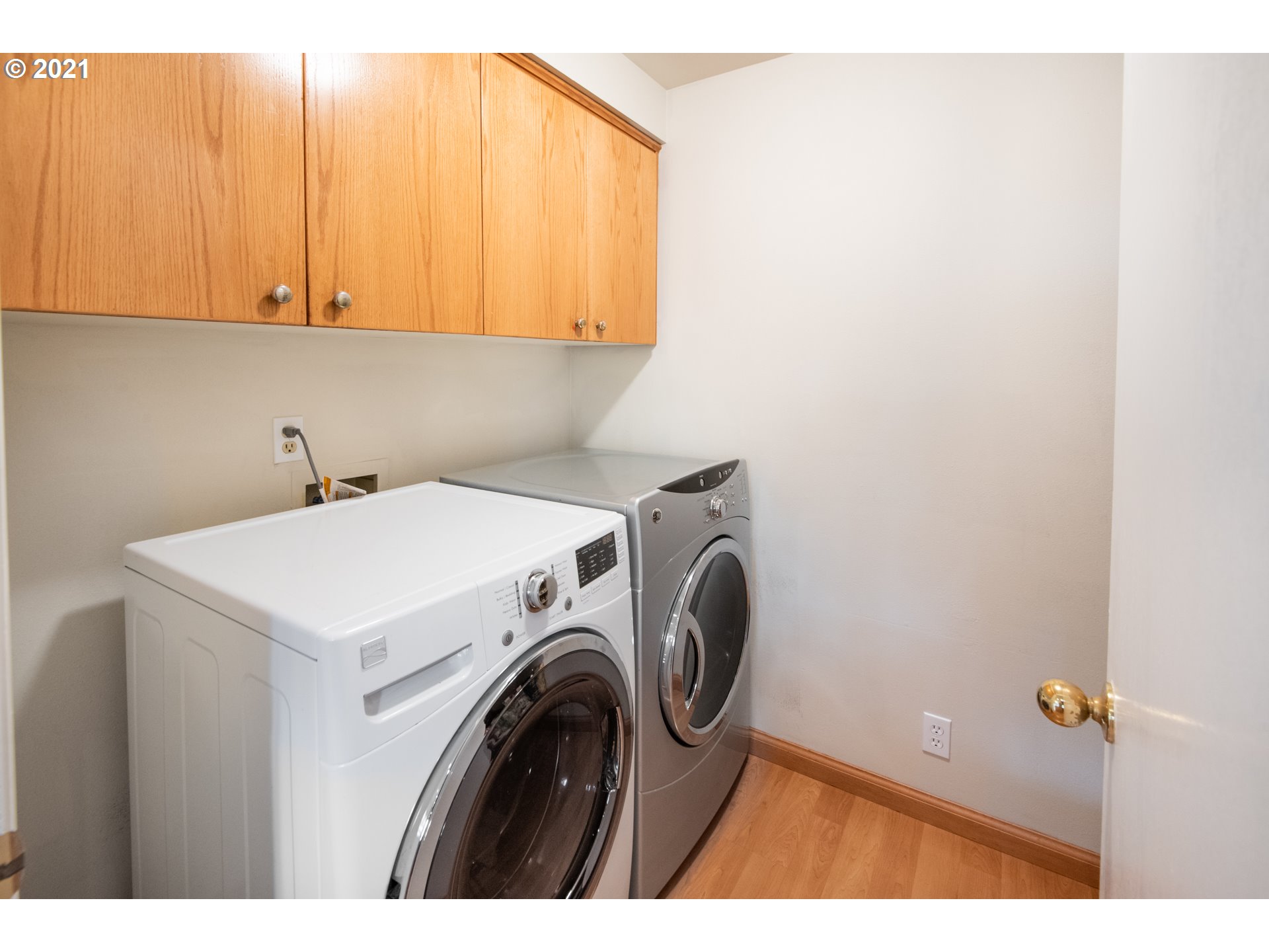 16554 Southwest Hart Road Beaverton, OR 97007 - Photo 10 of 29 Gallery Image 10