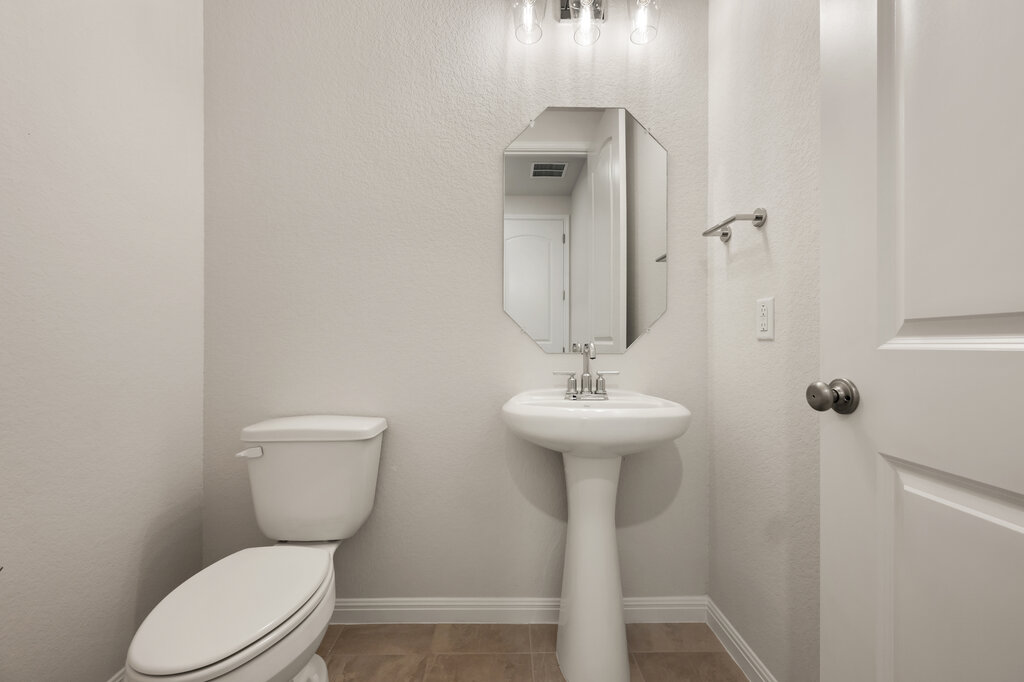 245 Ranier Way Dripping Springs, TX 78620 - Photo 21 of 40