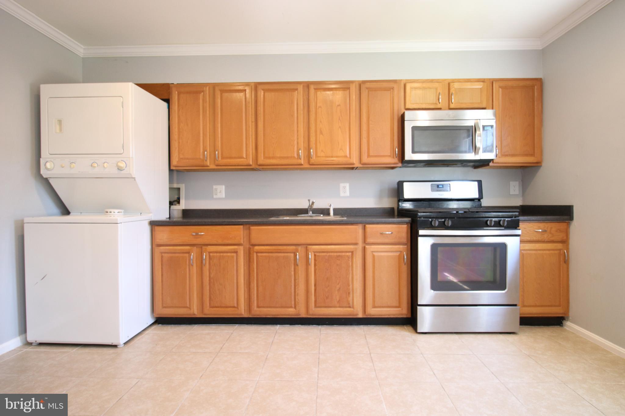 32 Bates Street Northwest Washington, DC 20001 - Photo 4 of 31 Unit A Kitchen