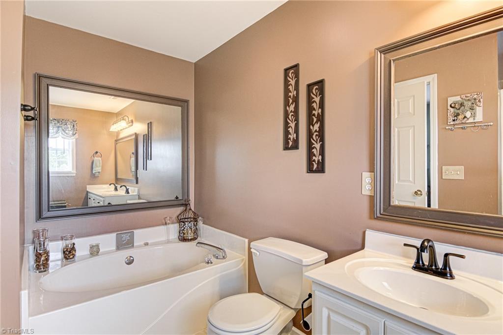 6041 Evans Mill Road High Point, NC 27265 - Photo 19 of 32 Gallery Image 19