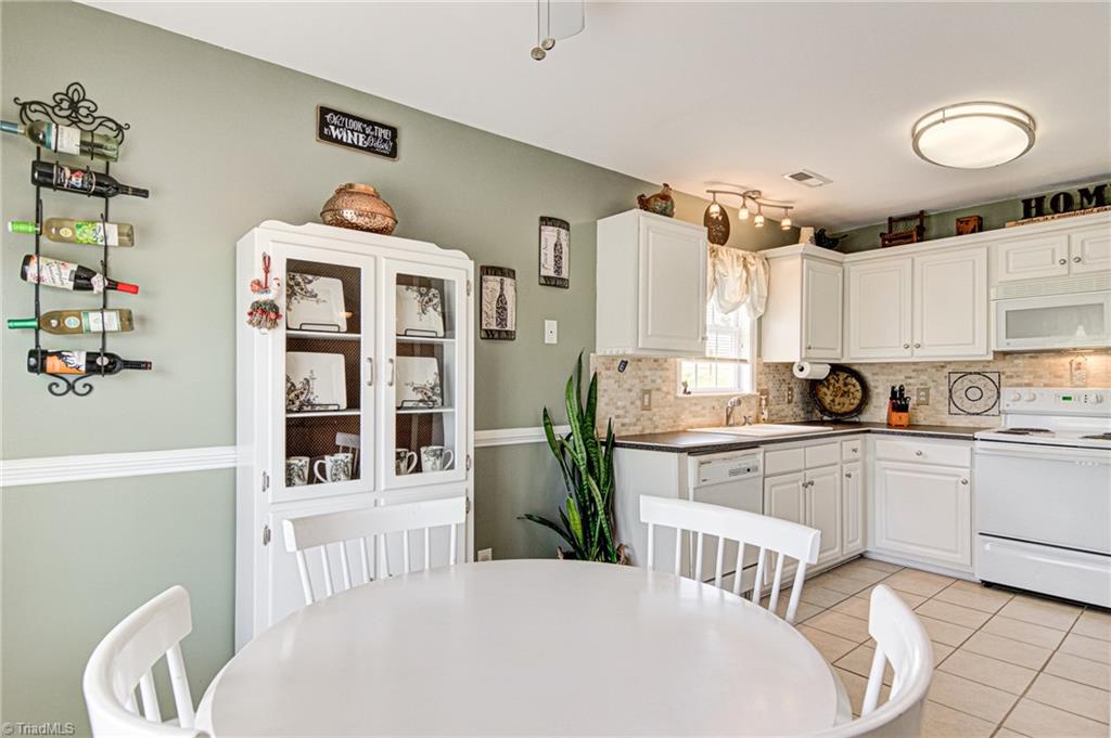6041 Evans Mill Road High Point, NC 27265 - Photo 10 of 32 Gallery Image 10