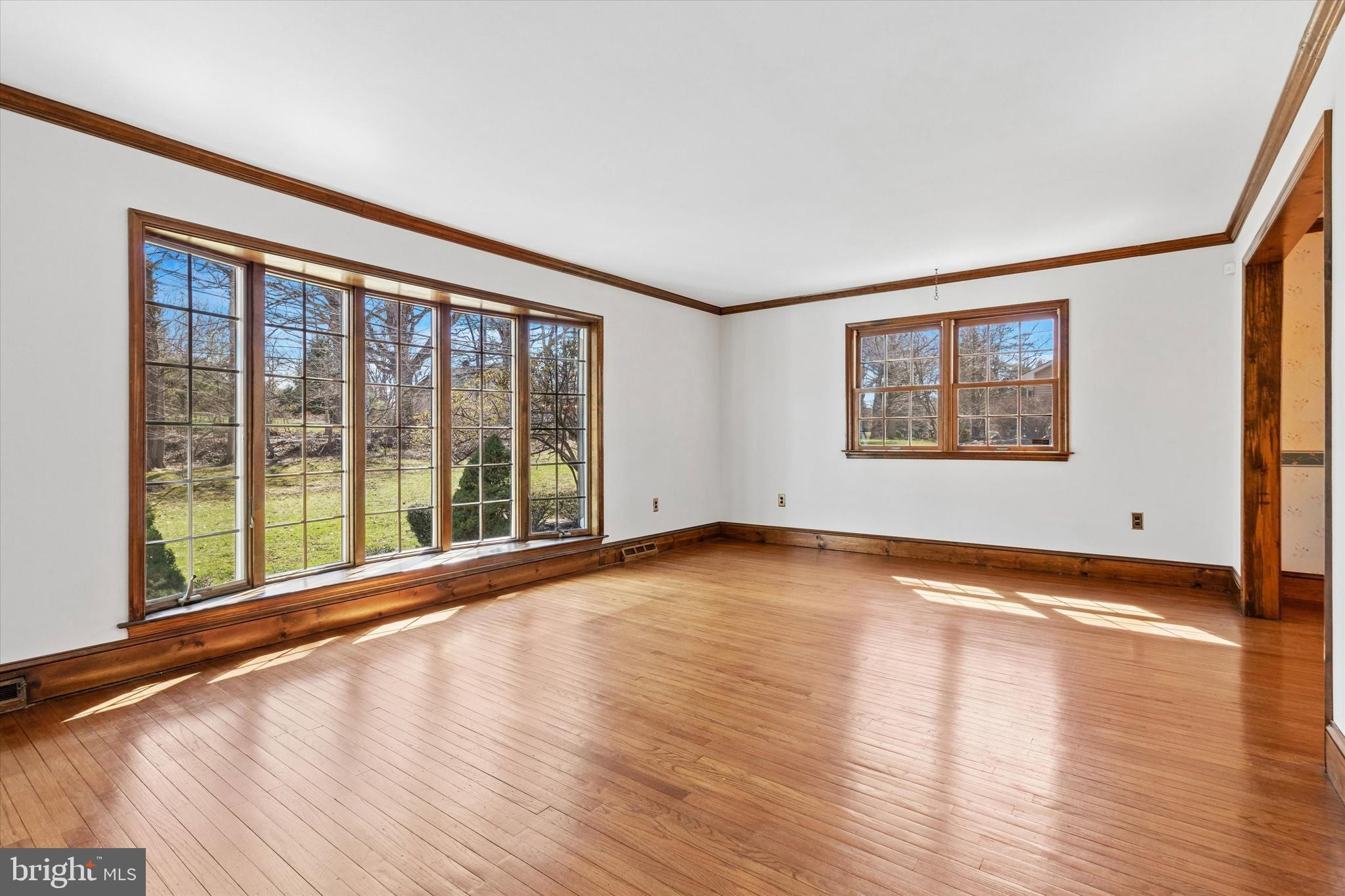 2312 Turk Road Doylestown, PA 18901 - Photo 6 of 35 Living Room