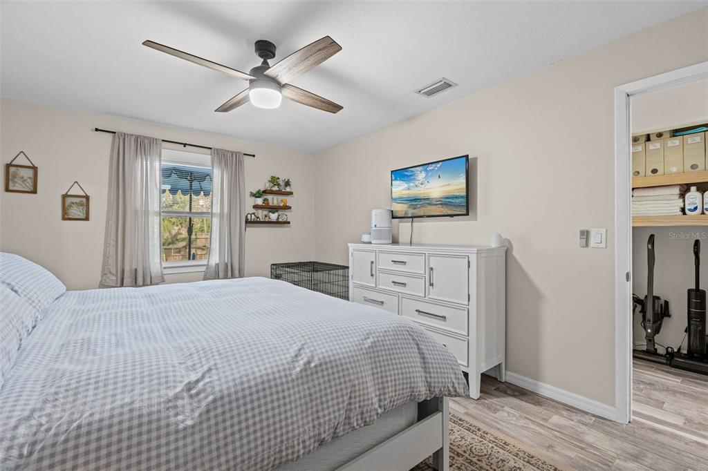 429 Patterson Avenue Osprey, FL 34229 - Photo 21 of 46