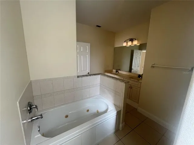 $335,000 | 10 Lewis Shire Place, Palm Coast, FL 32137