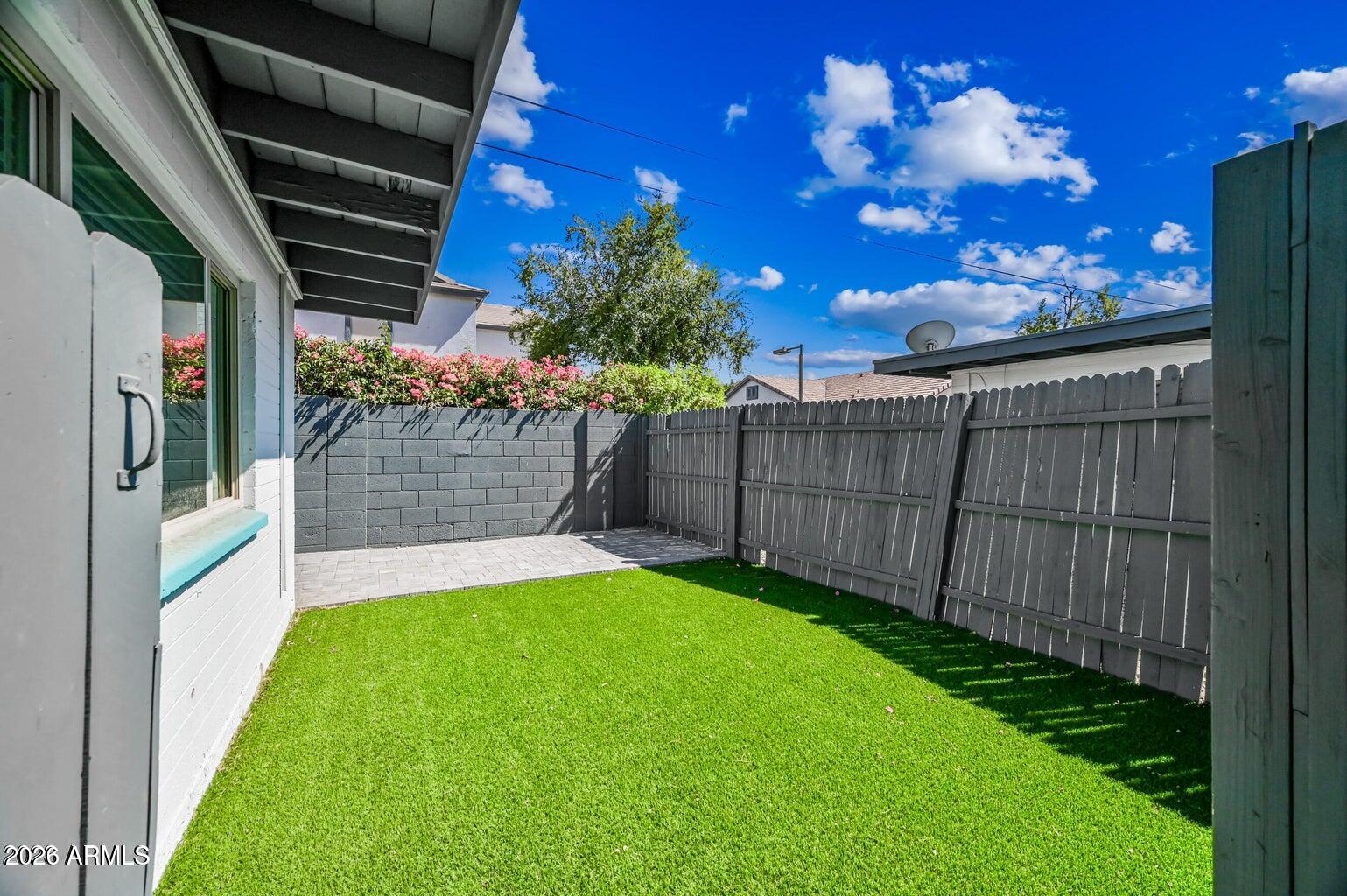 1518 West Colter Street, Unit 5 Phoenix, AZ 85015 - Photo 2 of 13 20250220175234934853000000-o
