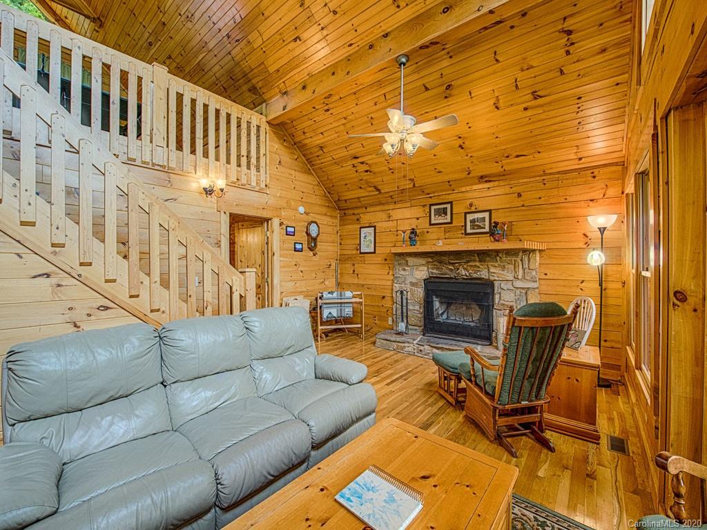 1118 Long Branch Road Maggie Valley, NC 28751 - Photo 6 of 25 Gallery Image 6