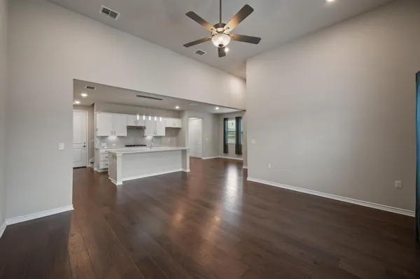 $1,995 | 305 Bolivar Way, Unit 101, San Marcos, TX 78666