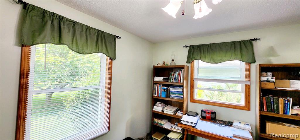 2271 Gady Road Adrian, MI 49221 - Photo 19 of 36
