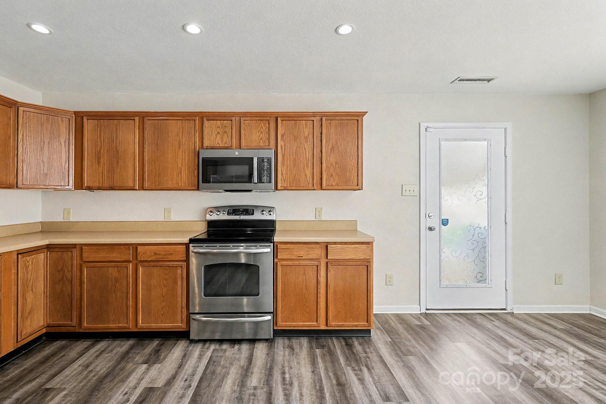 3901 Shasta Circle Clover, SC 29710 - Photo 11 of 31