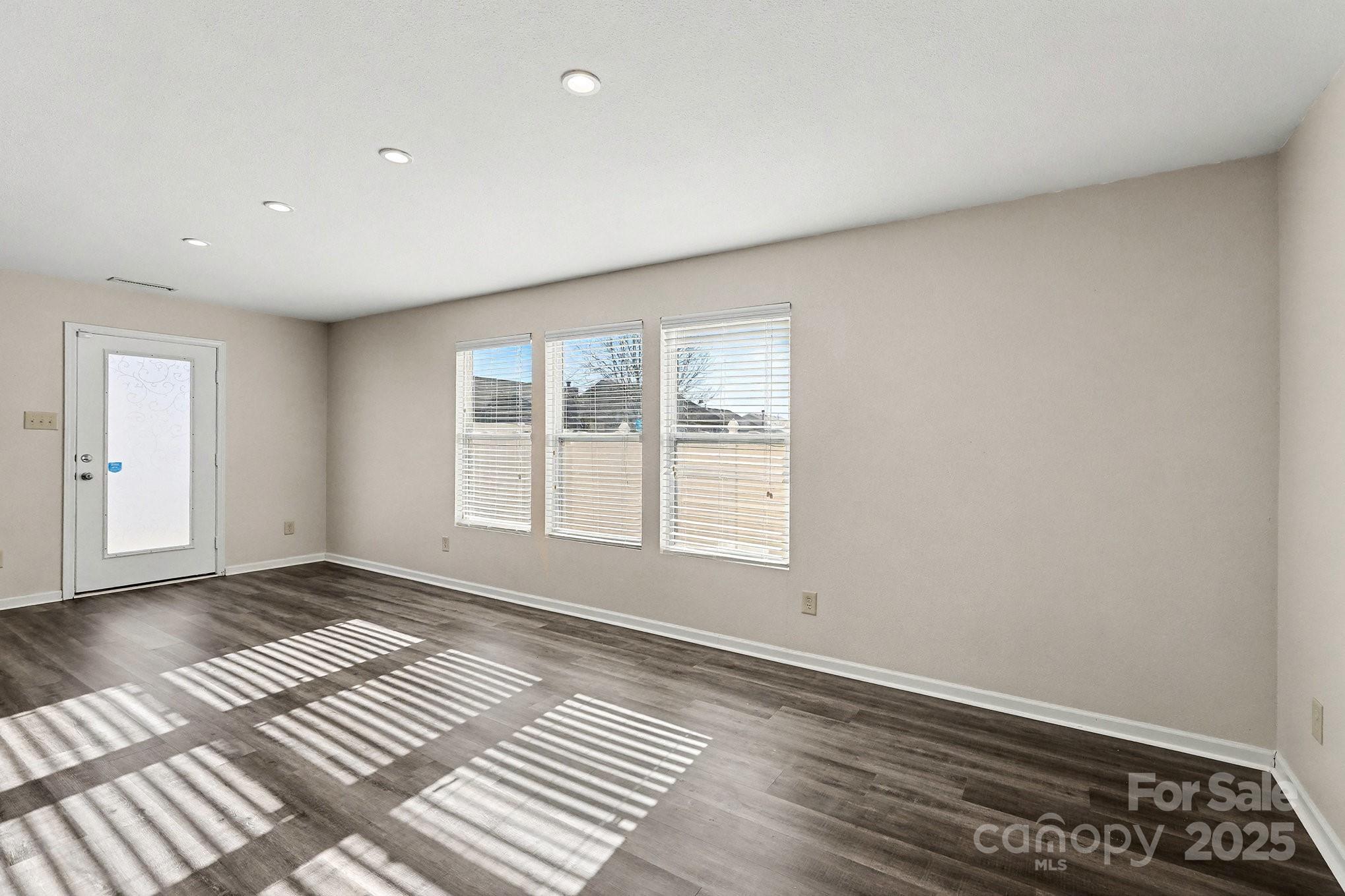 3901 Shasta Circle Clover, SC 29710 - Photo 3 of 31