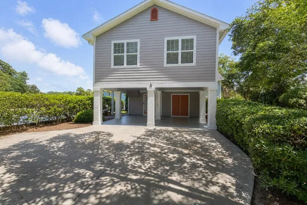 $569,000 | 816 11th Avenue North, Surfside Beach, SC 29575
