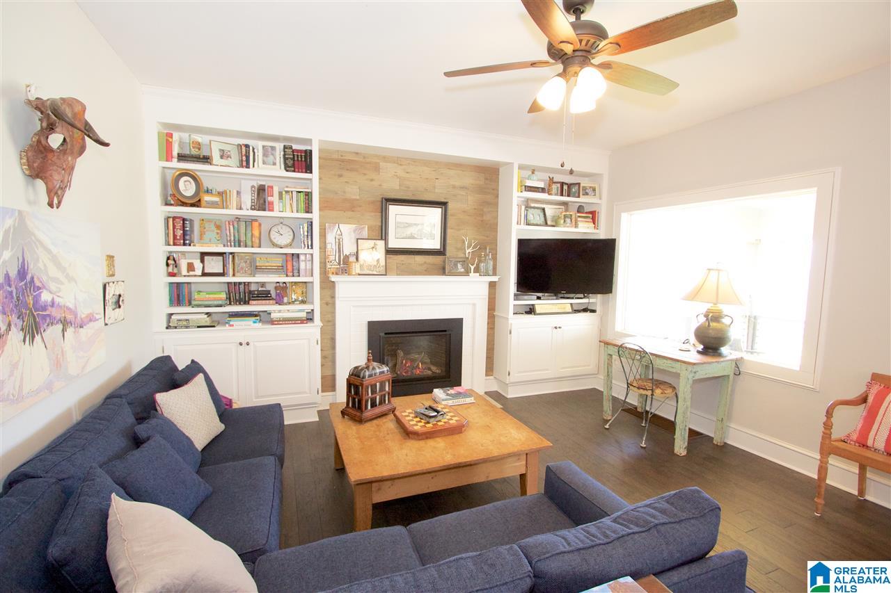 637 Shades Crest Road Hoover, AL 35226 - Photo 3 of 27 Gallery Image 3