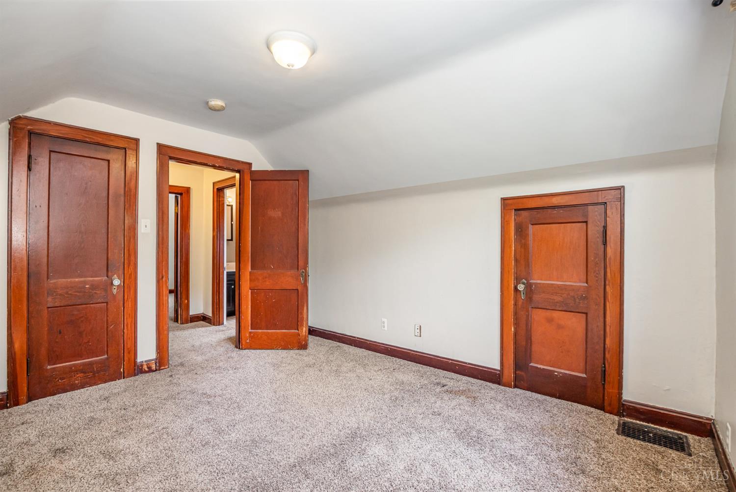 5554 Rapid Run Road Cincinnati, OH 45238 - Photo 21 of 35