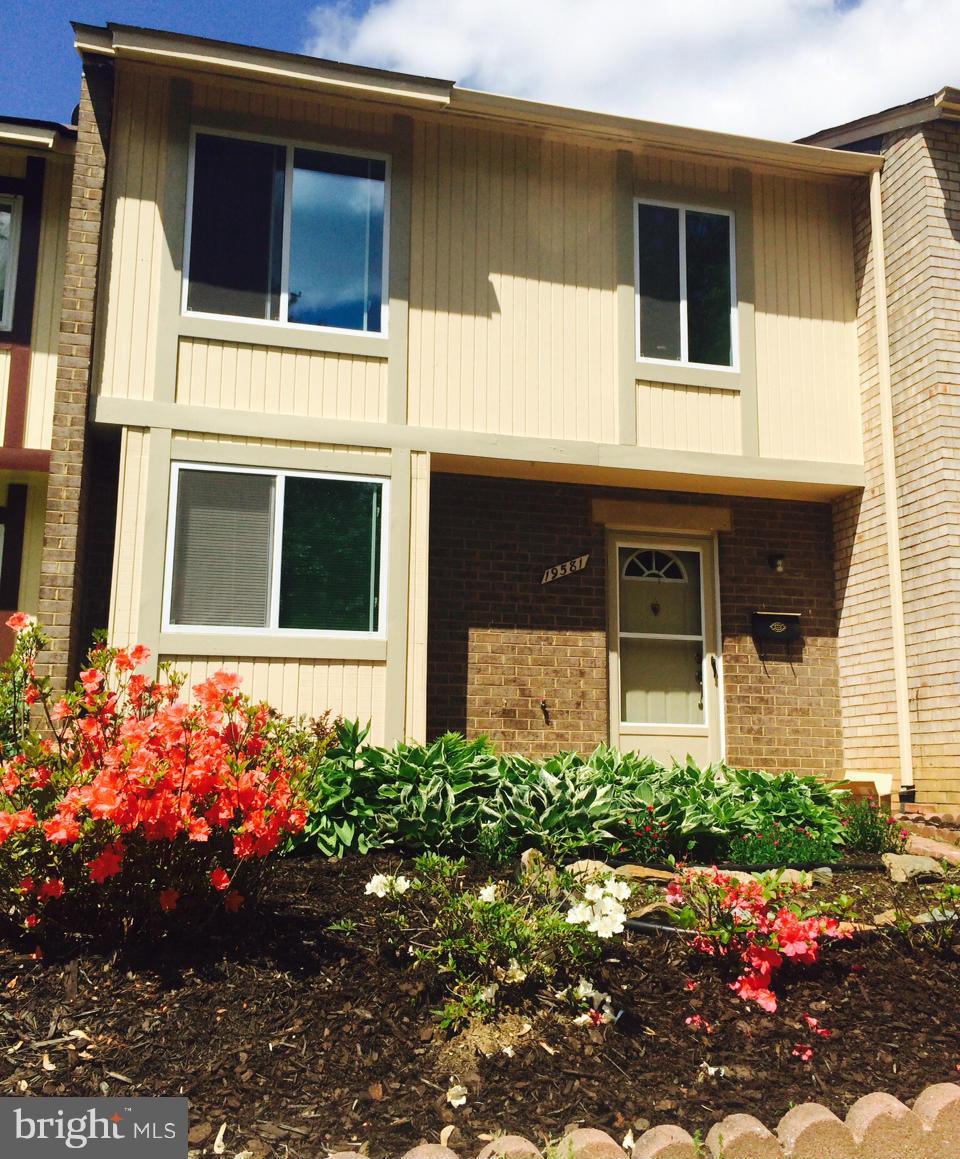 19581 Transhire Road Gaithersburg, MD 20886 - Photo 1 of 30 Exterior (Front)