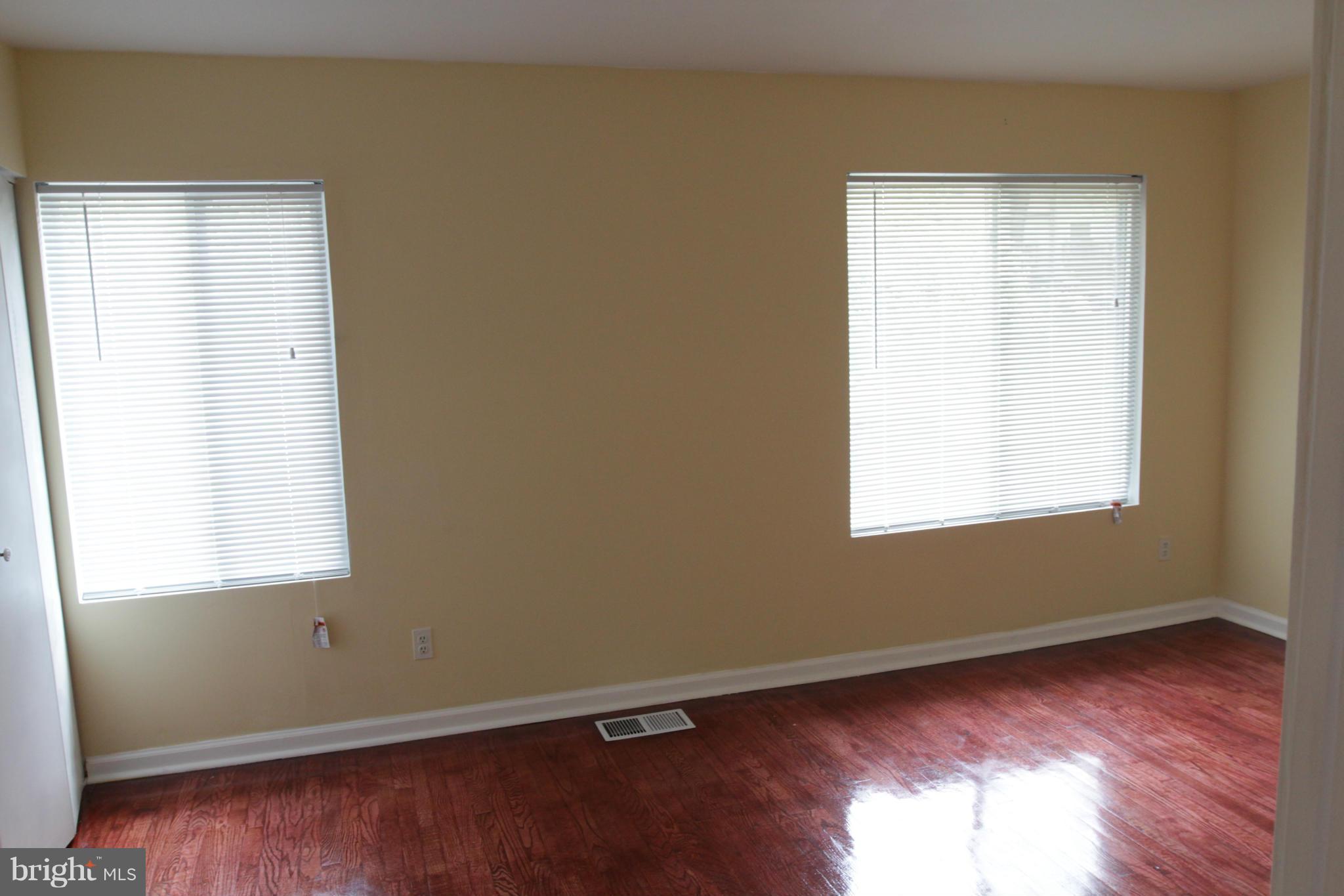 19581 Transhire Road Gaithersburg, MD 20886 - Photo 15 of 30 Bedroom (Master)