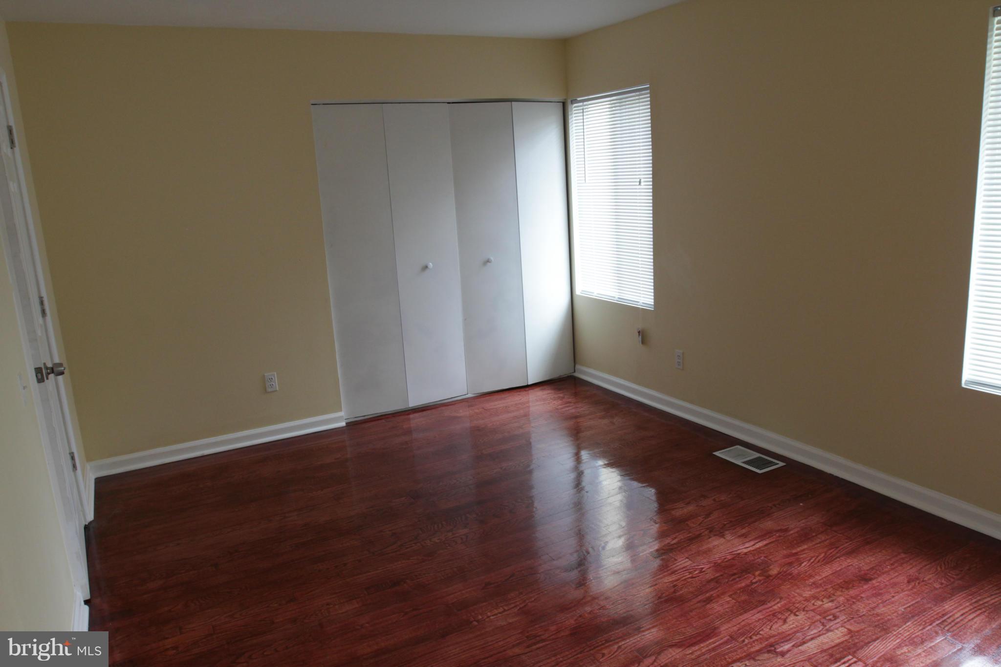 19581 Transhire Road Gaithersburg, MD 20886 - Photo 16 of 30 Bedroom (Master)