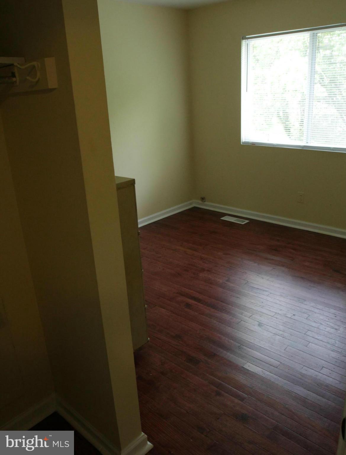 19581 Transhire Road Gaithersburg, MD 20886 - Photo 17 of 30 Interior (General)