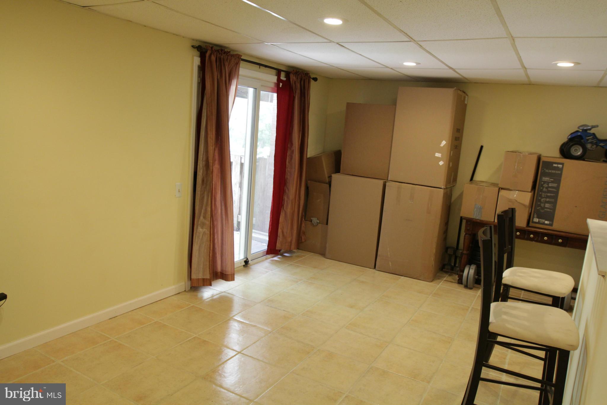 19581 Transhire Road Gaithersburg, MD 20886 - Photo 24 of 30 Basement