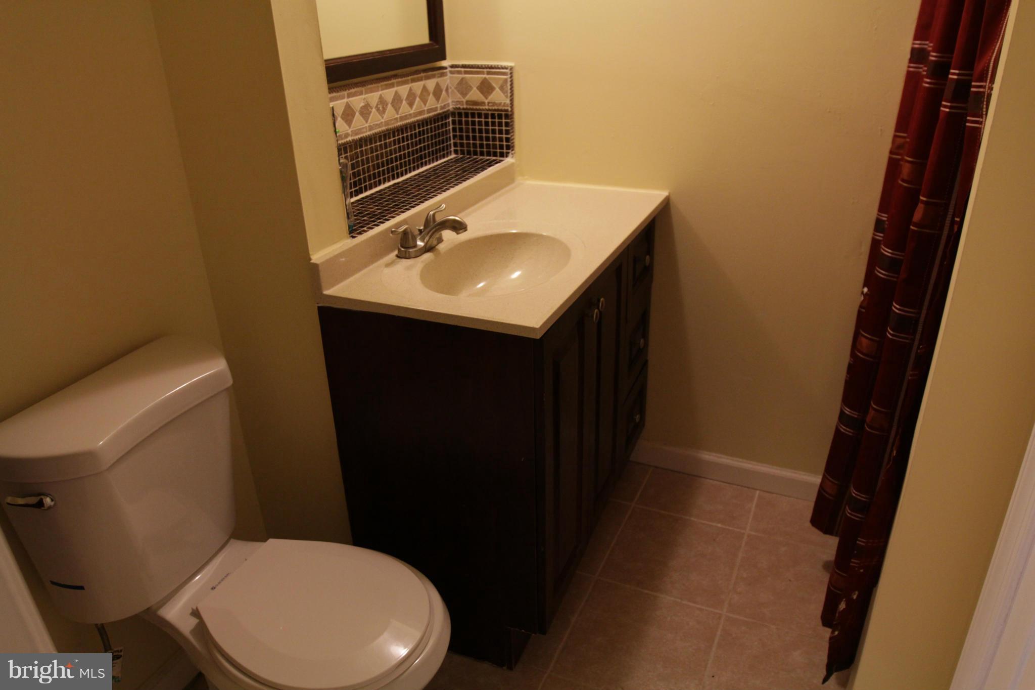 19581 Transhire Road Gaithersburg, MD 20886 - Photo 25 of 30 Bath