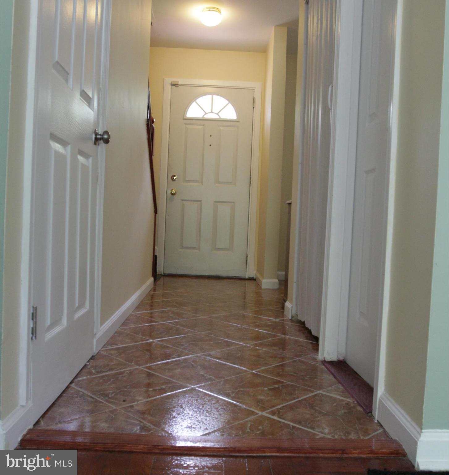 19581 Transhire Road Gaithersburg, MD 20886 - Photo 8 of 30 Interior (General)
