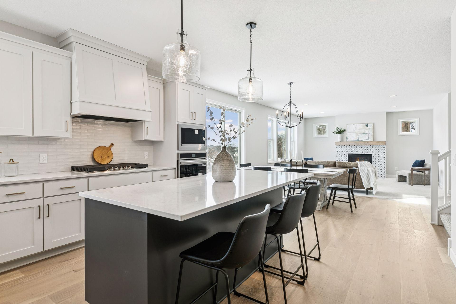 7334 Ambercrest Curve Inver Grove Heights, MN 55077 - Photo 13 of 52