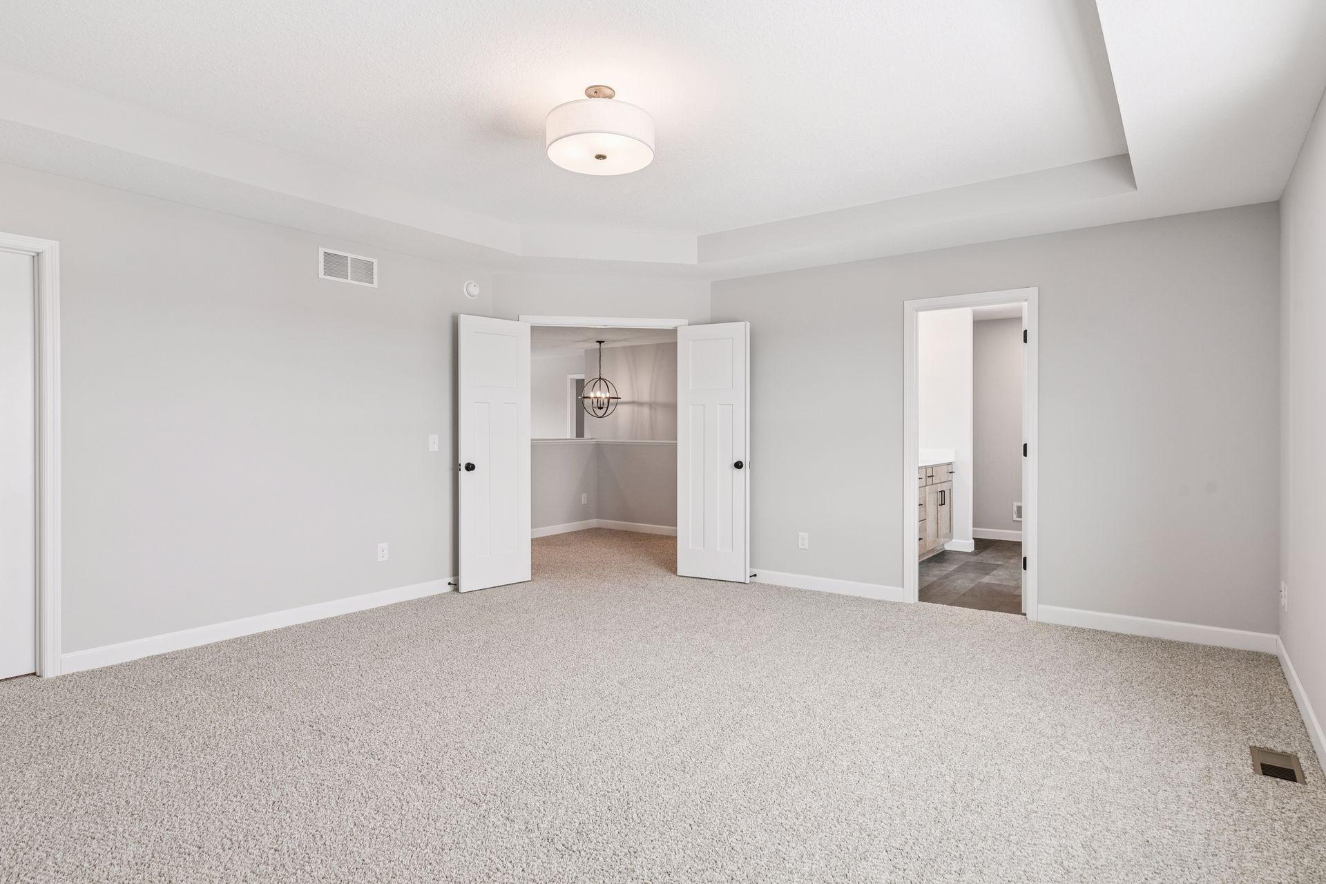 7334 Ambercrest Curve Inver Grove Heights, MN 55077 - Photo 19 of 52