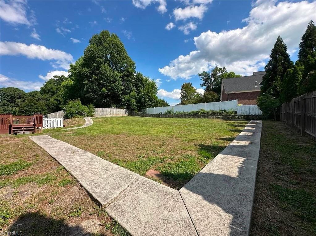 2308 Leeds Avenue High Point, NC 27265 - Photo 20 of 25