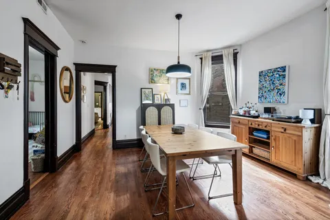 $695,000 | 3855 North Greenview Avenue, Unit 2A, Chicago, IL 60613