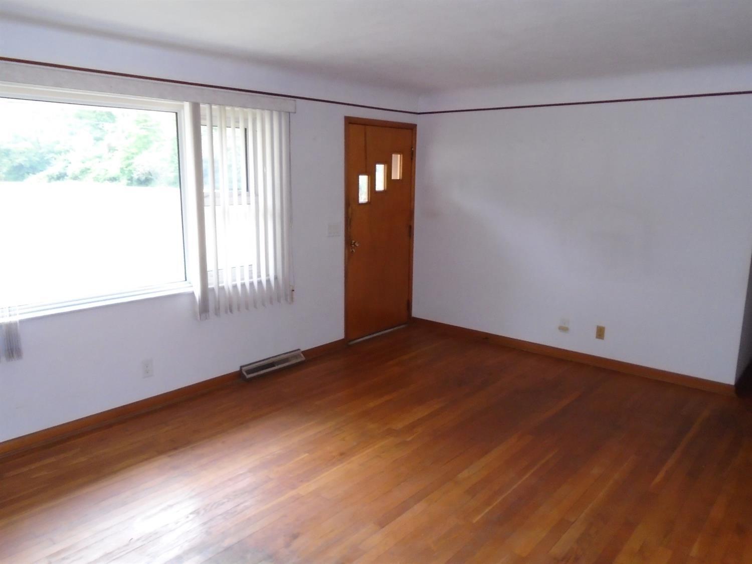 3519 Clover Road Bethel, OH 45106 - Photo 13 of 34 Gallery Image 13