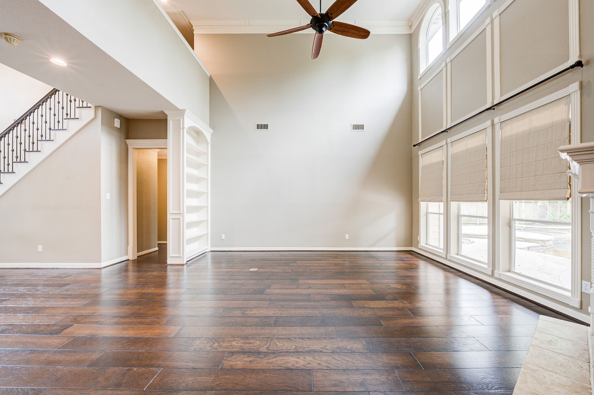 11 East Wedgemere Circle Spring, TX 77381 - Photo 15 of 49