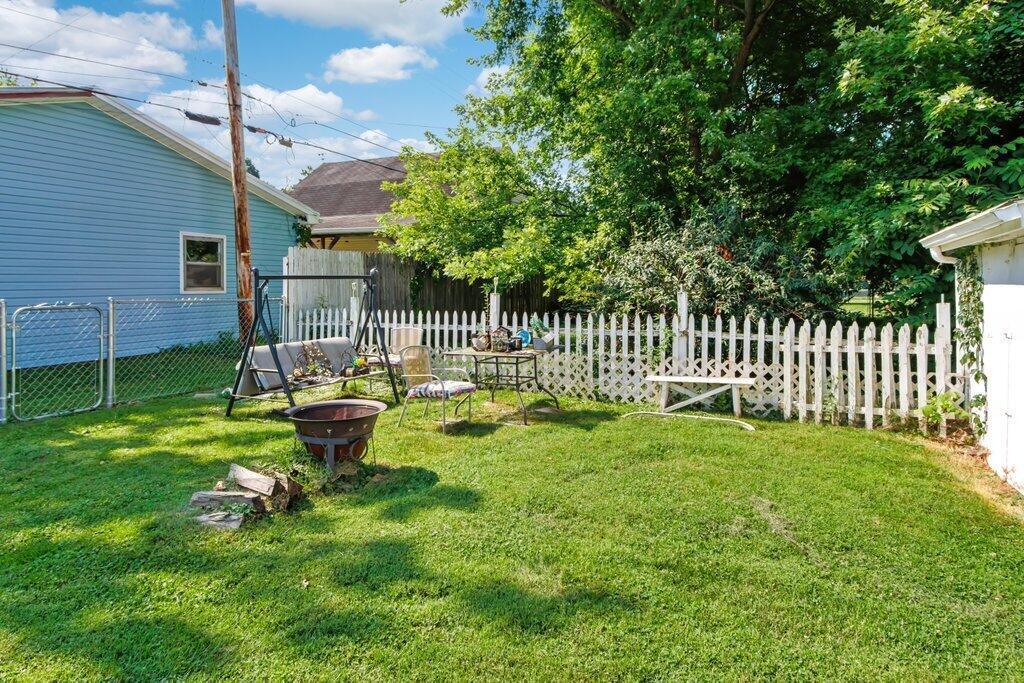 242 Boving Road Lancaster, OH 43130 - Photo 25 of 27 242 Boving Road-26.jpg-SMALL